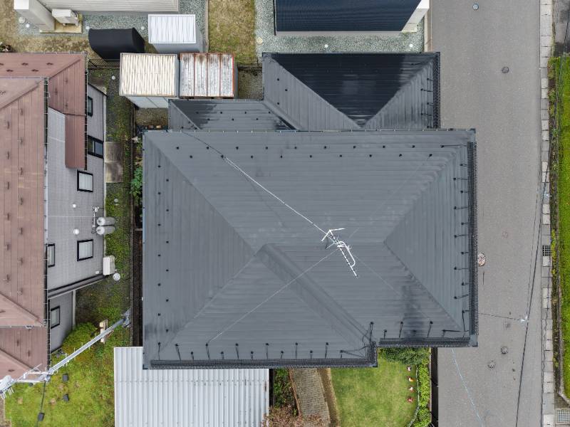 屋根ドローン画像