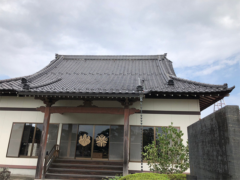 神社や寺の屋根の特徴